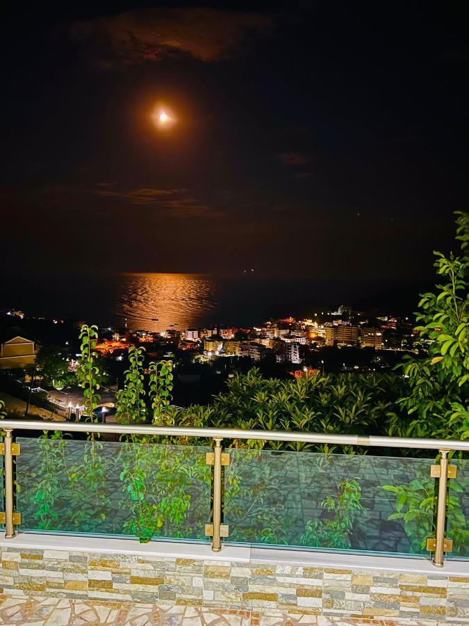 Mistral Inn Himare Bagian luar foto